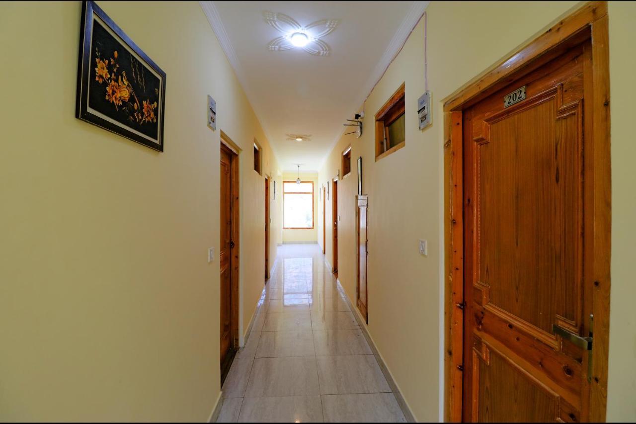 Fabhotel Mai Vrindavan Manāli Buitenkant foto