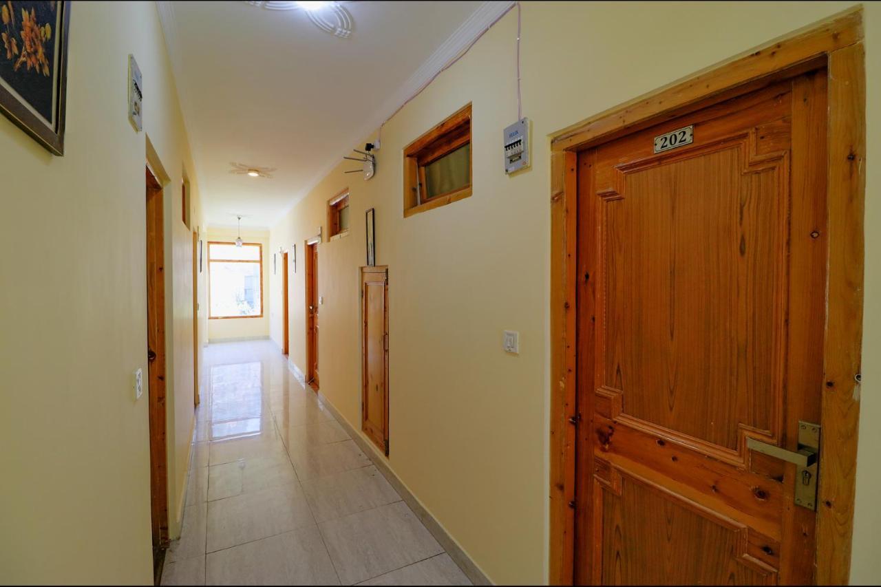 Fabhotel Mai Vrindavan Manāli Buitenkant foto